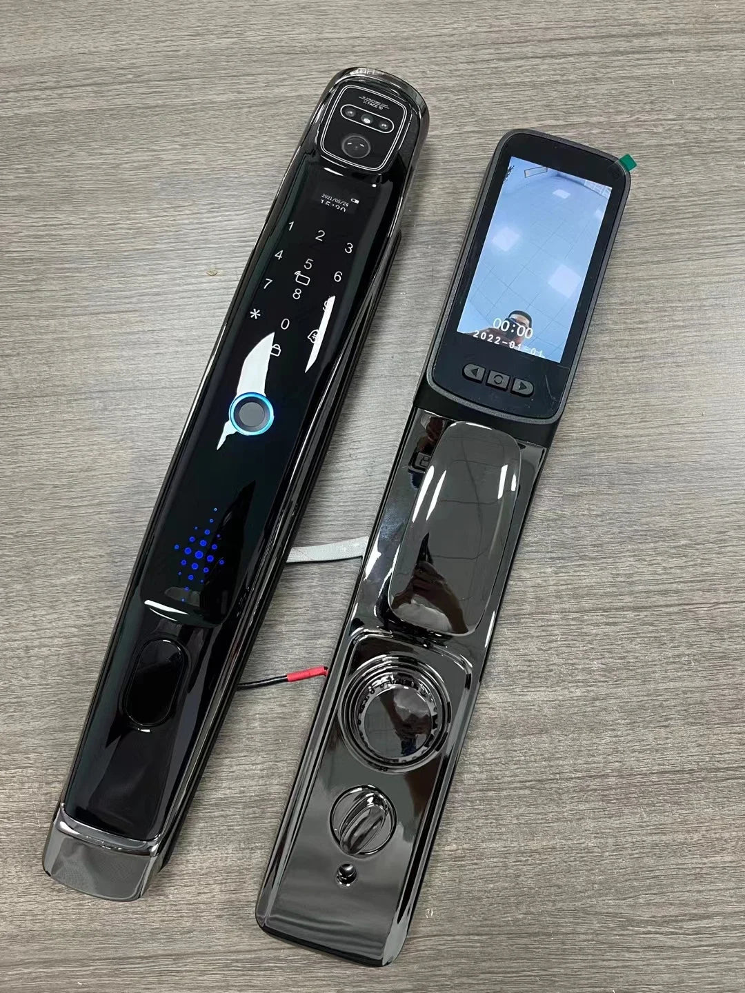 WiFi Tuya APP Face Recognition Smart Door Lock with Camera: